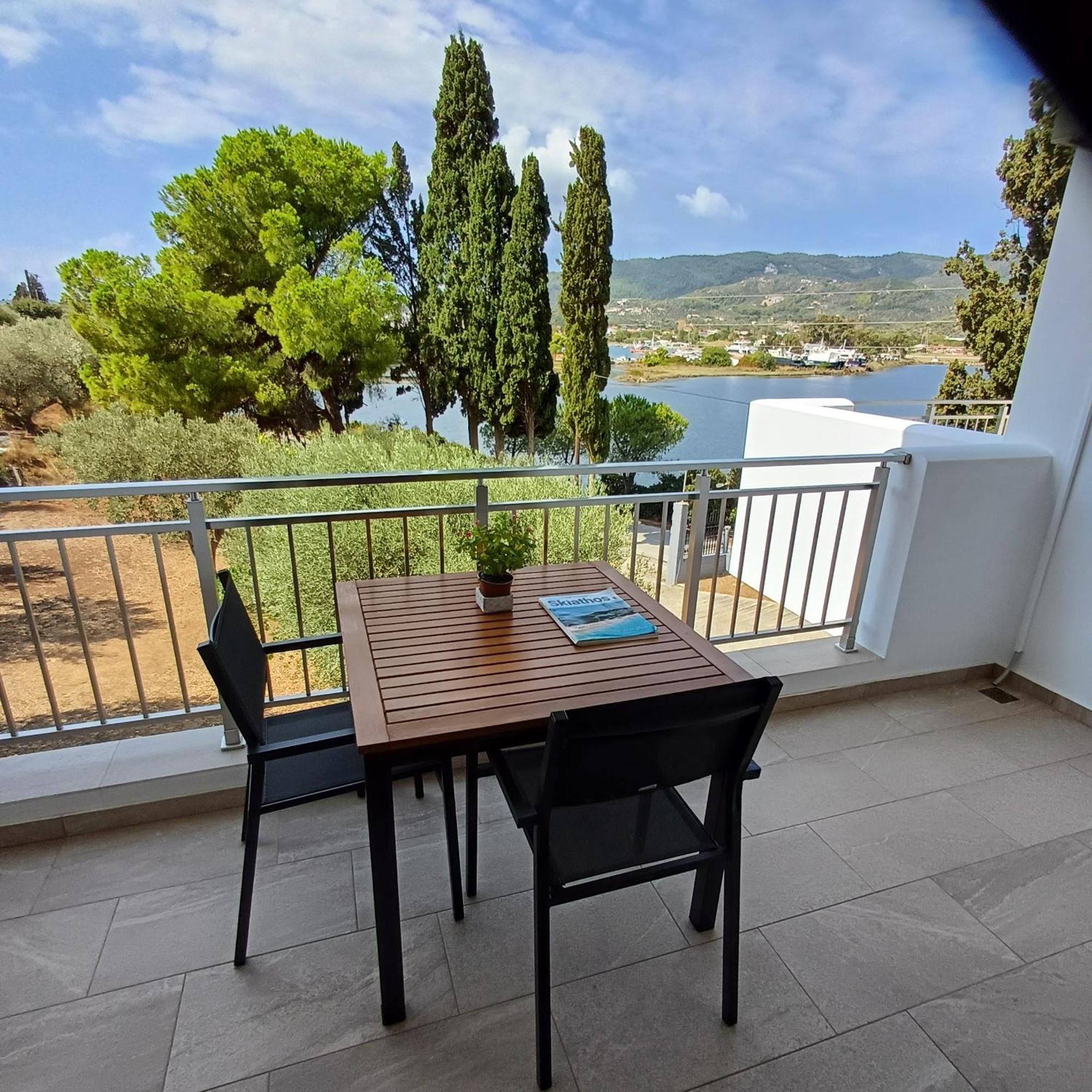 Skiathos Lagoterra Apartments Dış mekan fotoğraf